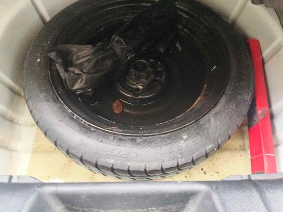 [上海·皖B] 二手奇瑞艾瑞泽52016款 1.5L CVT领锐版