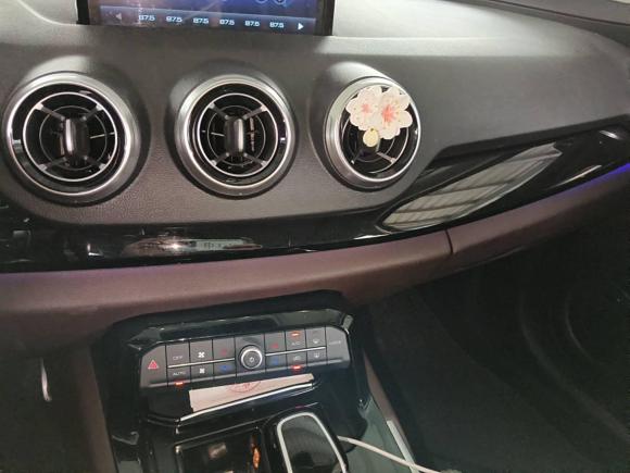 [上海·苏F] 二手魏牌魏牌 VV72017款 2.0T 旗舰型