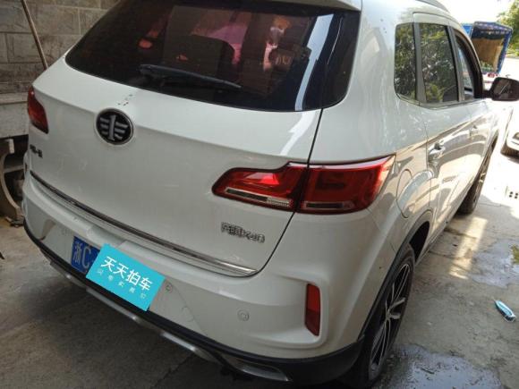 [杭州·浙C] 二手奔腾奔腾X402018款 网红版 1.6L 手动豪华型