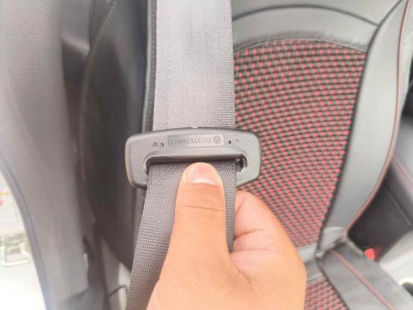 [青岛·鲁B] 二手哈弗哈弗H62017款 红标 运动版 1.5T 自动两驱豪华型