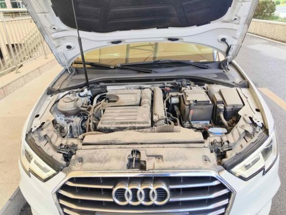 [上海·沪C] 二手奥迪奥迪A32018款 30周年年型 Sportback 35 TFSI 时尚型