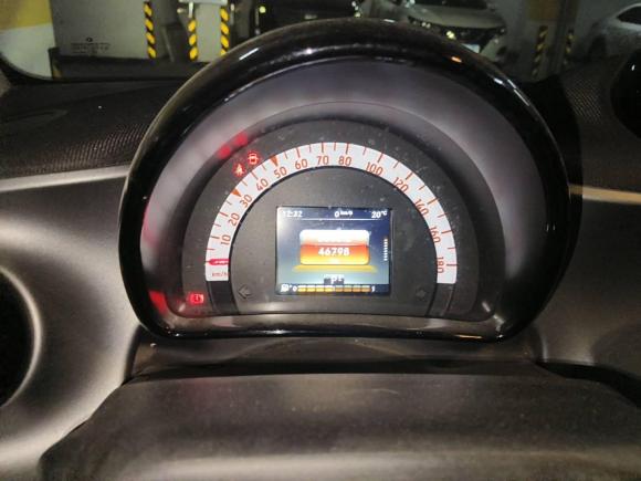 [济南·鲁A] 二手smartsmart fortwo2019款 0.9T 66千瓦硬顶风擎版 国VI