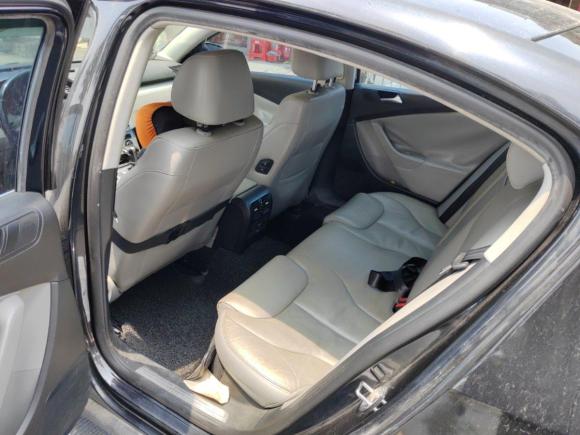 [上海·浙A] 二手大众迈腾2011款 2.0TSI DSG豪华型