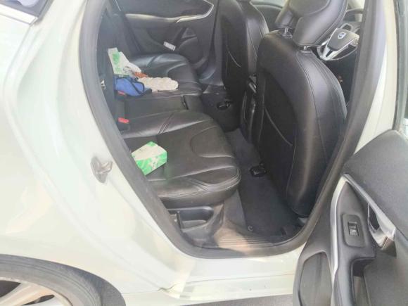 [嘉兴·浙F] 二手沃尔沃沃尔沃V402015款 1.6T 智雅版