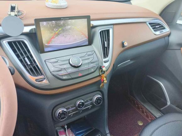 [青岛·鲁B] 二手东南东南DX72017款 1.5T 自动豪华型