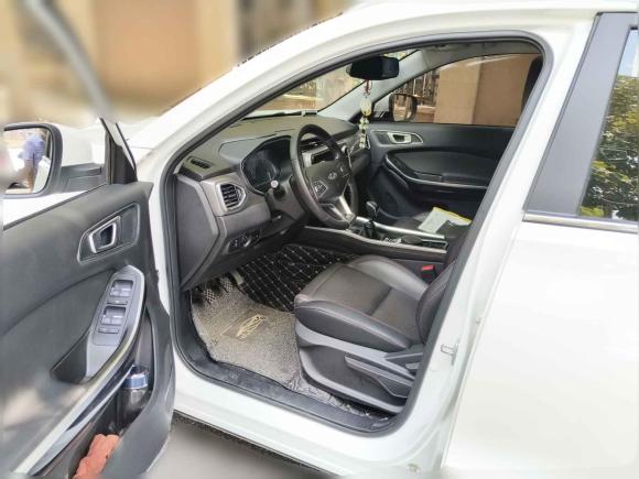 [合肥·皖A] 二手奇瑞瑞虎5x2017款 1.5T 手动精英型