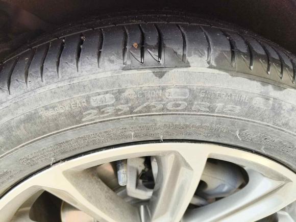 [武汉·鄂W] 二手别克君越2021款 652T 豪华型