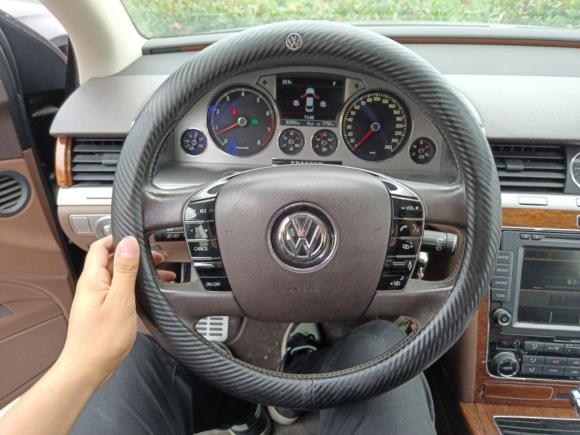 [无锡·苏B] 二手大众辉腾2012款 3.0L 商务型