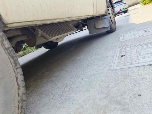 [杭州·浙A] 二手依维柯依维柯得意2014款 2.5T-A35 NJ6484ACM47Z4