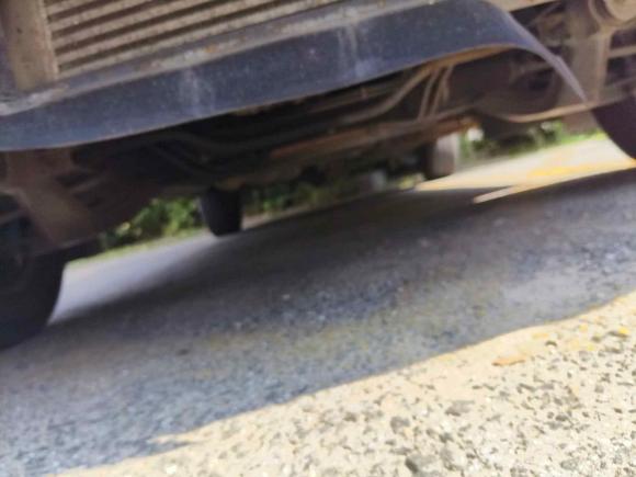 [青岛·鲁B] 二手福特经典全顺2013款 2.8T柴油厢式运输车短轴中顶JX493ZLQ4