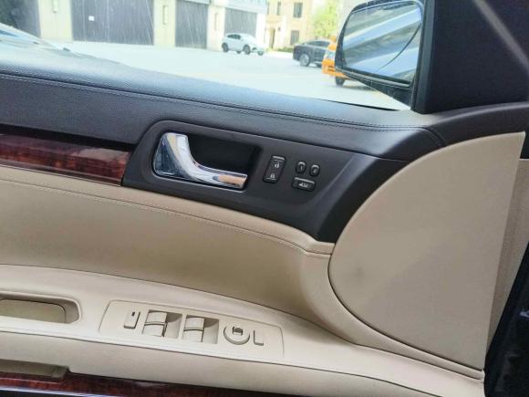 [上海·沪C] 二手凯迪拉克SLS赛威2011款 2.0T 豪华型