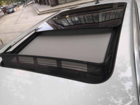 [成都·川A] 二手荣威荣威RX32018款 1.6L CVT互联网智享版