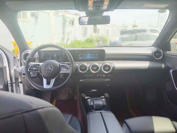 [西安·陕U] 二手奔驰奔驰A级2020款 改款二 A 180 L 运动轿车