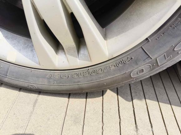 [义乌·浙G] 二手福特福克斯2012款 三厢 1.6L 手动舒适型