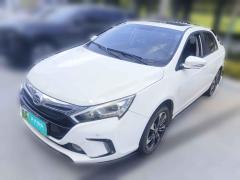 [合肥·皖A]比亚迪&nbsp;&nbsp;秦新能源&nbsp;&nbsp;2015款 1.5T 双冠旗舰Plus版