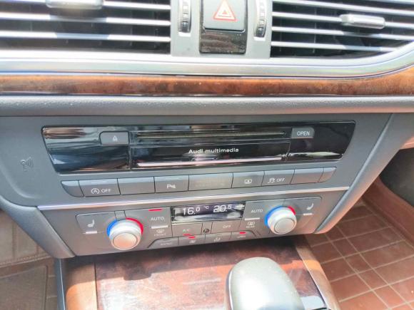 [南京·苏A] 二手奥迪奥迪A6L2016款 30 FSI 舒适型