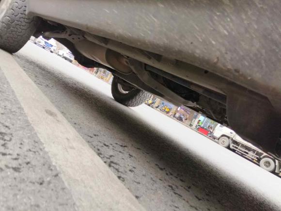 [成都·川A] 二手陆风陆风X82012款 探索版 2.0T 柴油4X4超豪华型