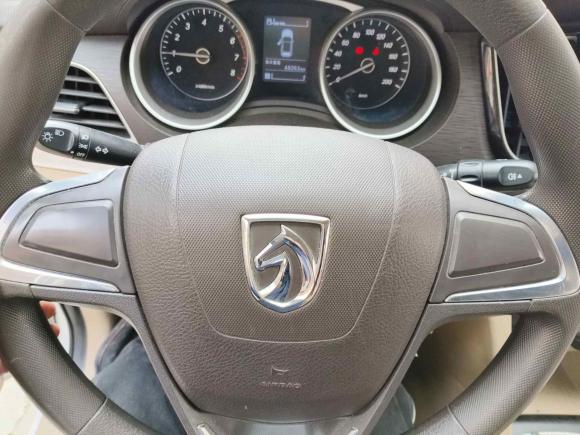 [义乌·浙G] 二手宝骏宝骏7302016款 1.5L 手动标准型 7座