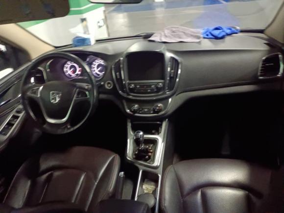 [金华·浙G] 二手宝骏宝骏5602015款 1.8L 手动豪华型