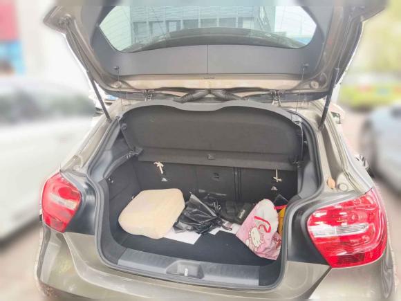 [宁波·浙B] 二手奔驰奔驰A级2013款 A 180 时尚型