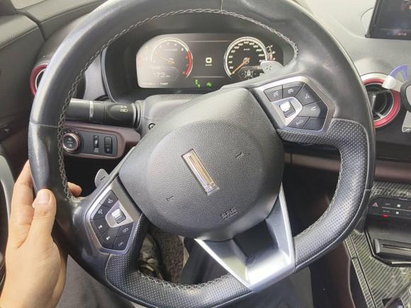 [广州·粤A] 二手魏牌魏牌 VV72017款 2.0T 旗舰型