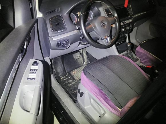 [苏州·苏E] 二手大众夏朗2013款 2.0TSI 标配型