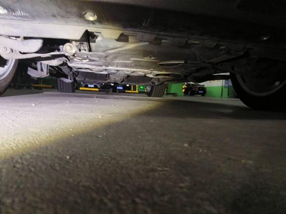 [青岛·鲁B] 二手路虎揽胜2016款 3.0 SC V6 Vogue SE 创世加长版