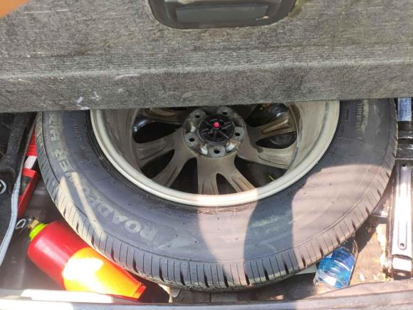 [济南·鲁A] 二手现代途胜2018款 1.6T 双离合两驱15周年特别版