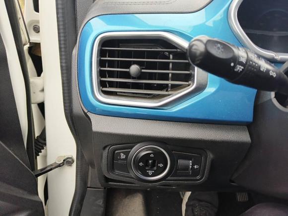 [上海·苏E] 二手北汽新能源北汽新能源EC32018款 灵动版