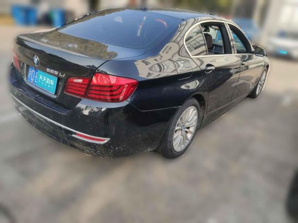 [上海·沪D] 二手宝马宝马5系2014款 525Li 豪华设计套装