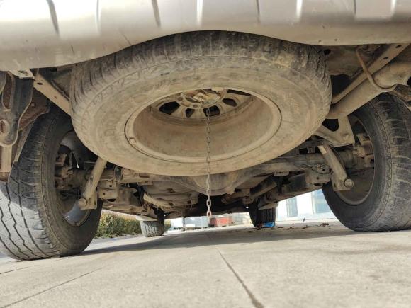 [济南·鲁A] 二手江铃驭胜S3502013款 2.4T 自动两驱柴油豪华版5座