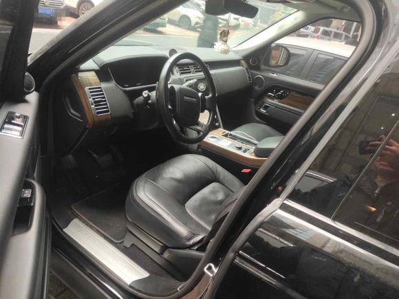 [苏州·苏E] 二手路虎揽胜2018款 3.0 SC V6 Vogue 传世版