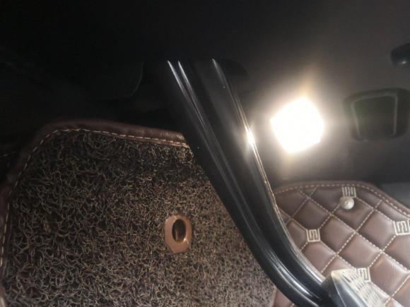 [南通·苏F] 二手宝马宝马X62017款 xDrive28i