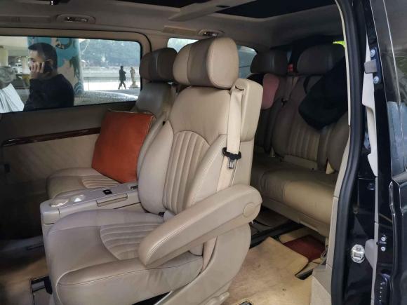 [广州·粤E] 二手奔驰唯雅诺2013款 3.0L 领航版