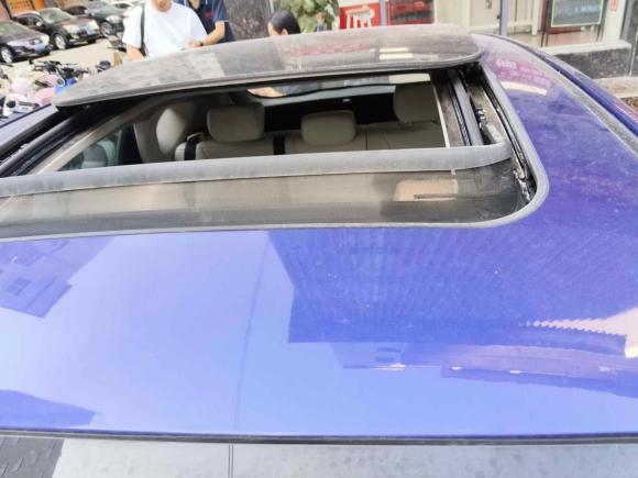 [深圳·粤B] 二手红旗红旗E-HS32019款 智联旗悦两驱版