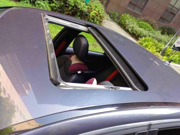 [上海·沪B] 二手奔驰奔驰C级2013款 C 300 运动型 Grand Edition