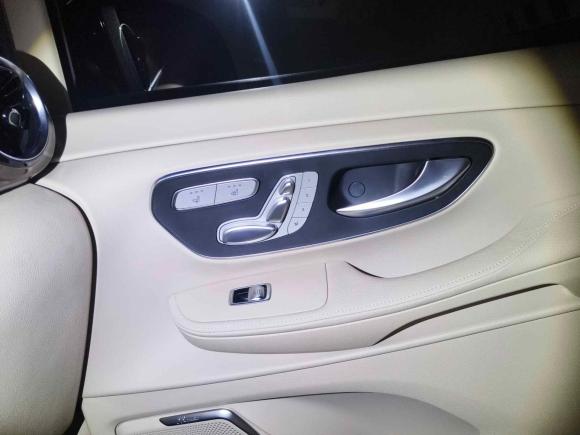 [深圳·粤B] 二手奔驰奔驰V级2020款 V 260 尊贵版