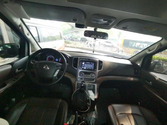 [广州·粤A] 二手东风风行菱智PLUS2021款 2.0L 手动豪华型 9座