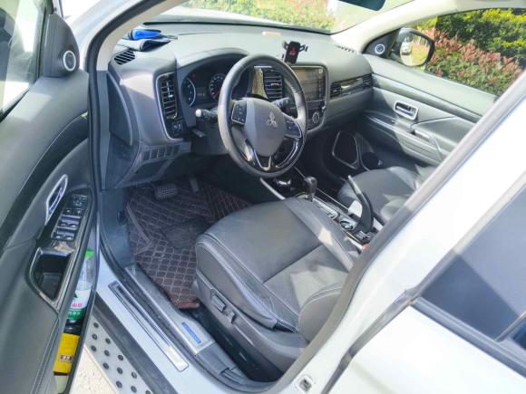 [合肥·皖H] 二手三菱欧蓝德2018款 2.0L 两驱荣耀版 5座