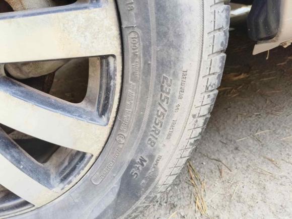 [青岛·鲁B] 二手上汽大通MAXUS大通G102014款 2.0T 自动行政版