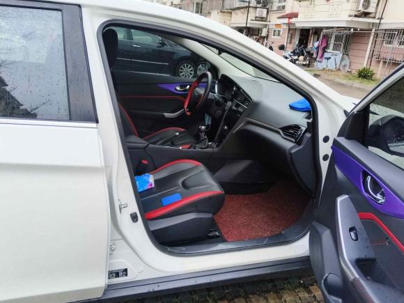 [苏州·苏E] 二手启辰启辰D602018款 1.6L 手动智联精英版