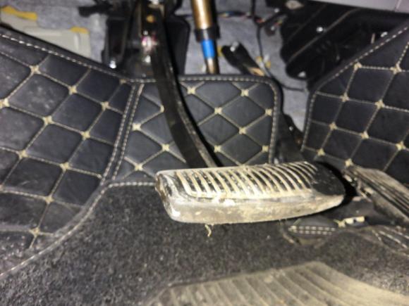 [台州·浙J] 二手起亚佳乐2011款 2.0L 7座自动标准版