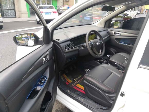 [南京·苏A] 二手长安凯程长安欧尚A6002016款 1.5L 手动精英型7座