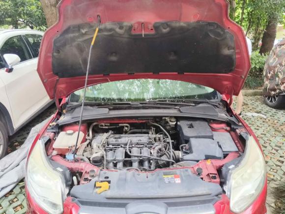 [上海·苏F] 二手福特福克斯2012款 两厢 1.6L 自动风尚型