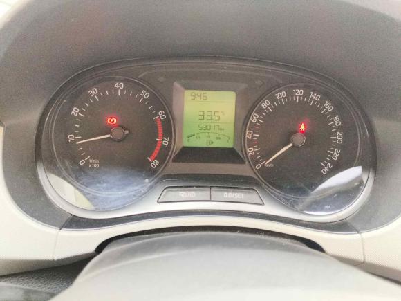 [上海·沪C] 二手斯柯达晶锐2015款 1.4L 手动前行版