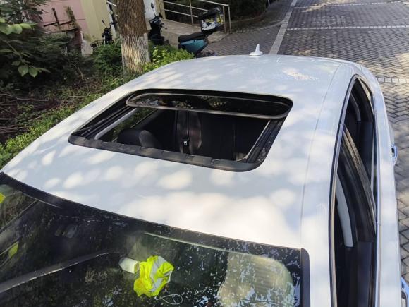 [上海·沪C] 二手奥迪奥迪A4L2018款 30周年年型 40 TFSI 进取型