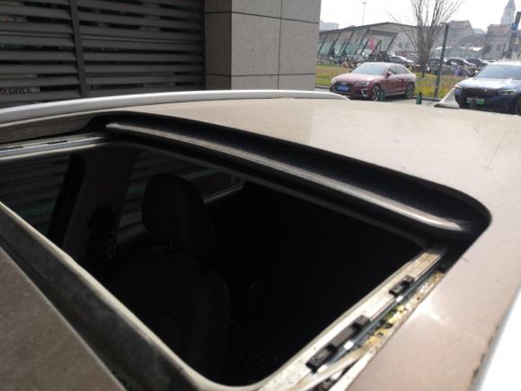 [成都·川M] 二手一汽森雅R72016款 1.6L 手动智能型