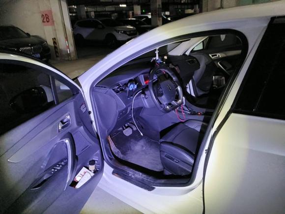 [深圳·粤B] 二手DSDS 5LS2014款 1.6T 豪华版THP160