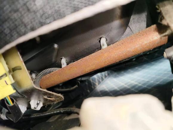 [成都·川A] 二手三菱欧蓝德2014款 2.4L 四驱豪华超值版 7座