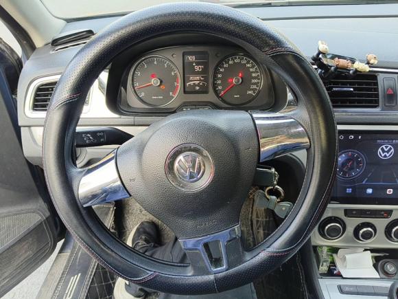 [青岛·鲁B] 二手大众朗逸2013款 1.6L 手动风尚版